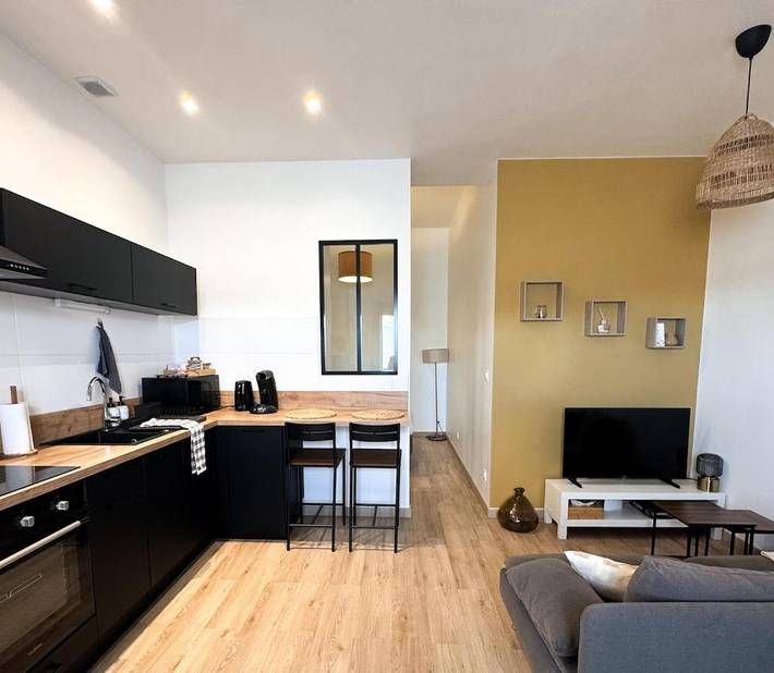 Gîte pour 2 personnes, avec terrasse à Cers - 2