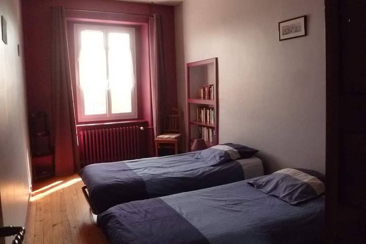 Location de vacances pour 12 personnes, avec jardin et balcon à Langrolay-sur-Rance - 3