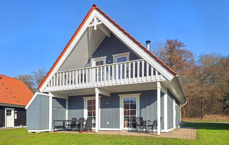 Ferienhaus für 8 Personen, mit Sauna und Terrasse sowie Garten und Whirlpool - 1