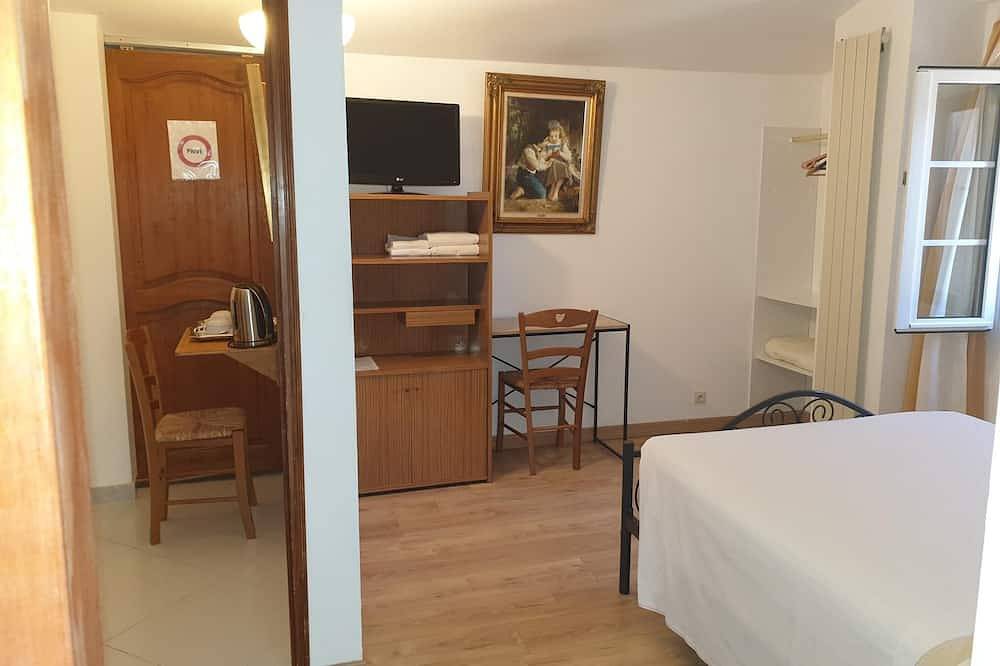 Ganze Wohnung, Doppelzimmer-Ensuite-Bergblick in Prunelli-di-Fiumorbo, Regionaler Naturpark Korsika