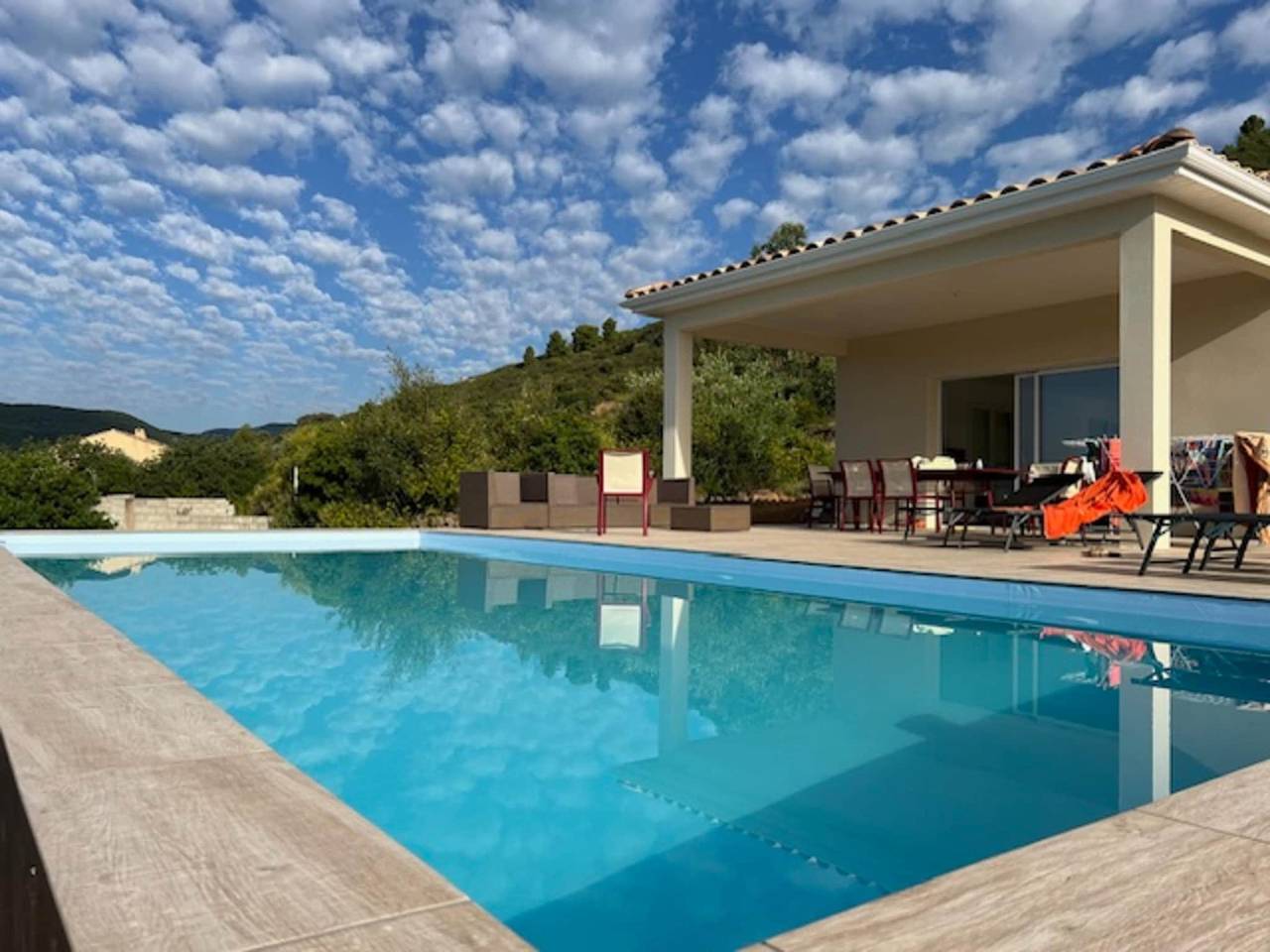 Villa l'Esquirol con vistas y piscina in Roquebrun, Region de Béziers