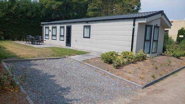 Vakantiehuis voor 7 personen, with Balkon/Terras and Terras as well as Tuin in Dordrecht