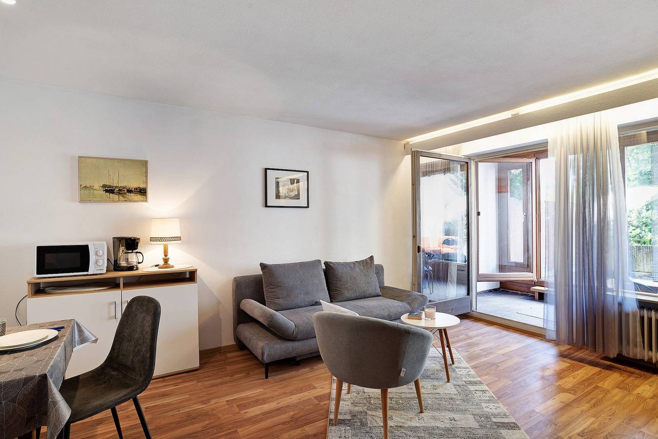 Ganzes Studio, Einzimmerapartment "Appartement Arend" mit Privater Terrasse in Dobel, Nordschwarzwald