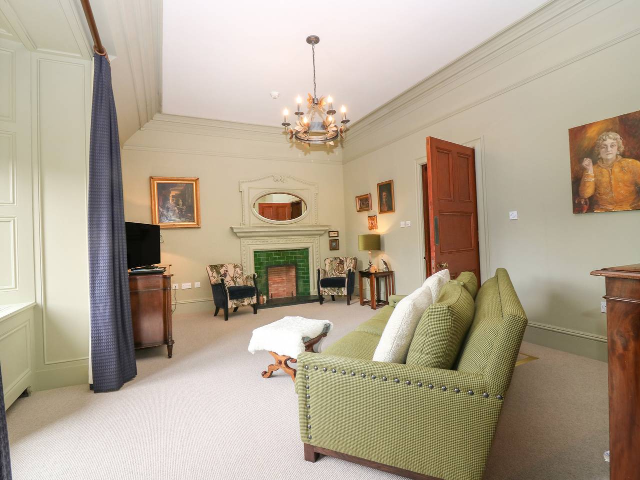 Entire apartment, Macdui - Mar Lodge Estate in Braemar, Cairngorms National Park