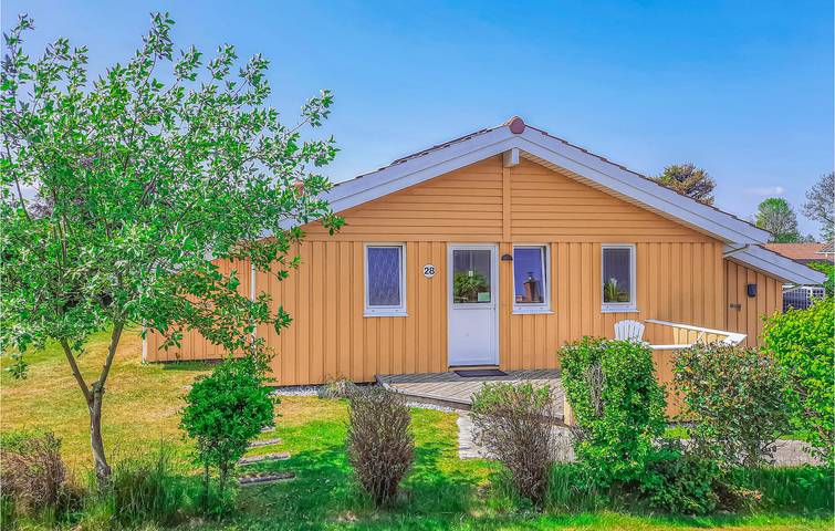 Ferienhaus für 12 Personen, mit Whirlpool und Garten sowie Sauna und Terrasse