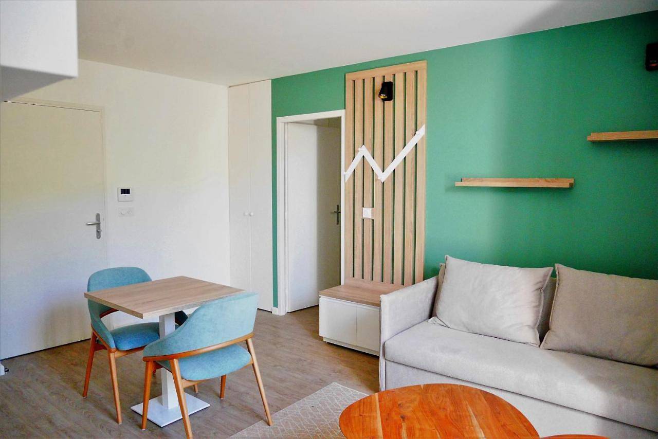 Appartement entier, Studio Apartment in Verdelais, Région de Langon