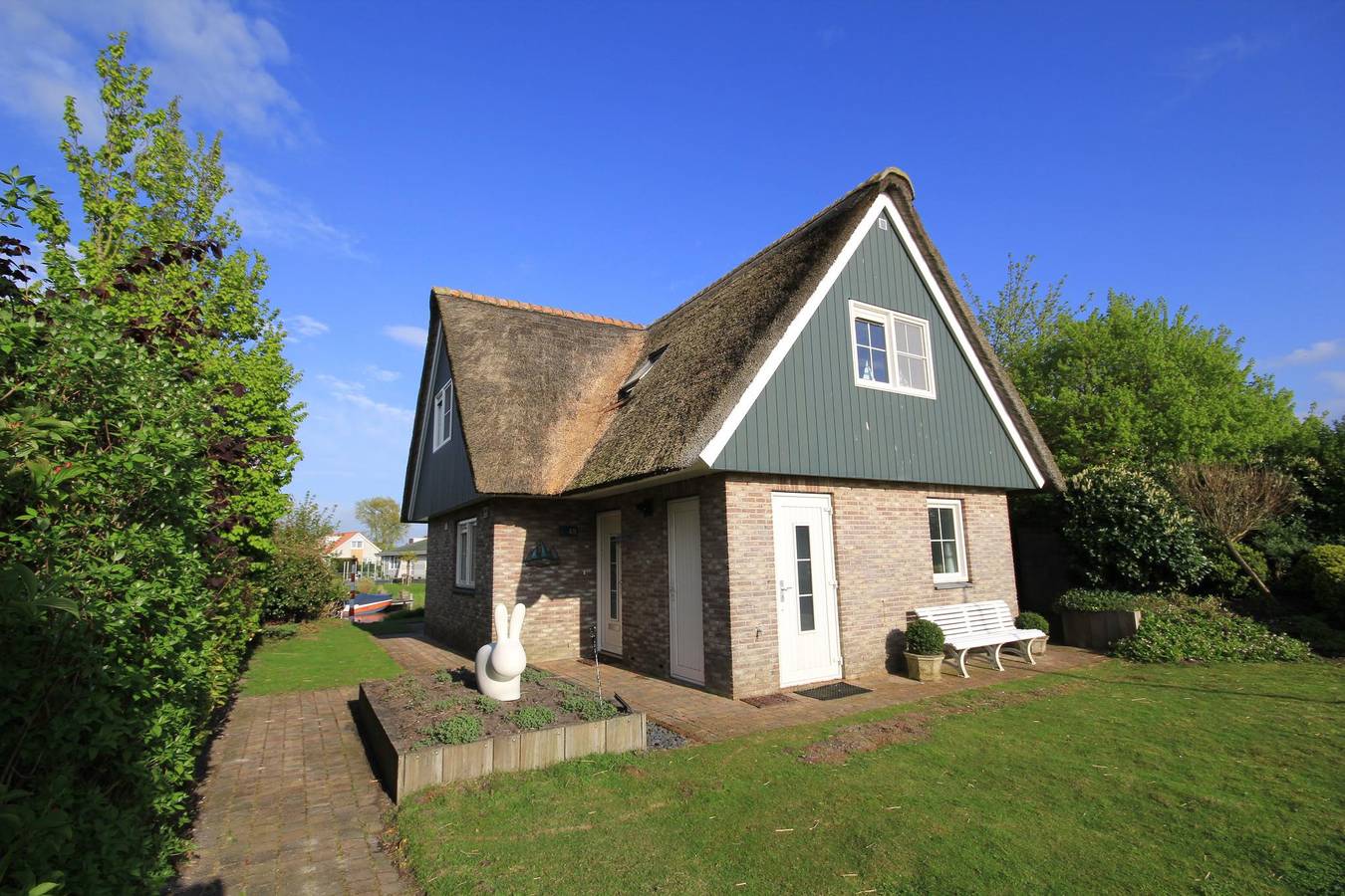 Beach Resort Makkum — Beachvilla Deluxe – 5 Personen in Makkum, Ijsselmeer