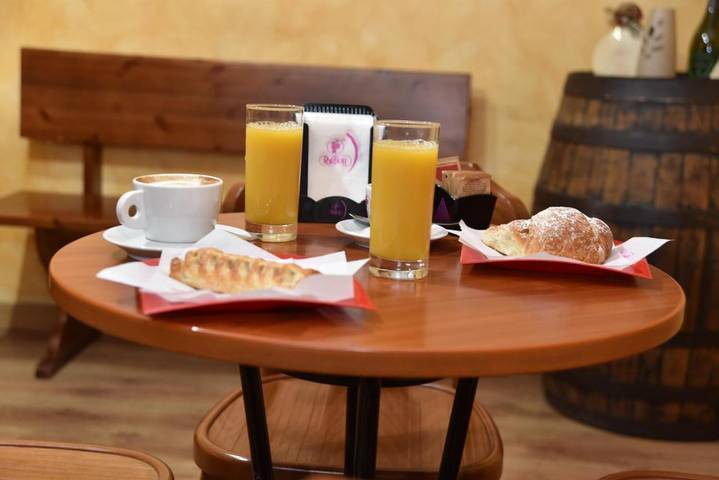 Chambre d’hôte pour 2 personnes, avec terrasse à Nuoro - 4