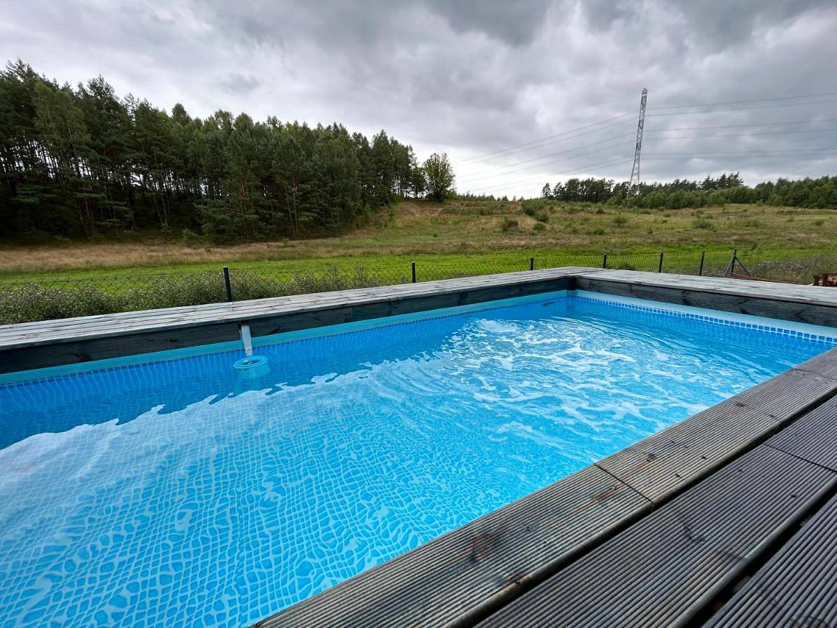 Cosy Cabin - domek na Kaszubach z sauną, balią i basenem in Stężyca, Powiat kartuski