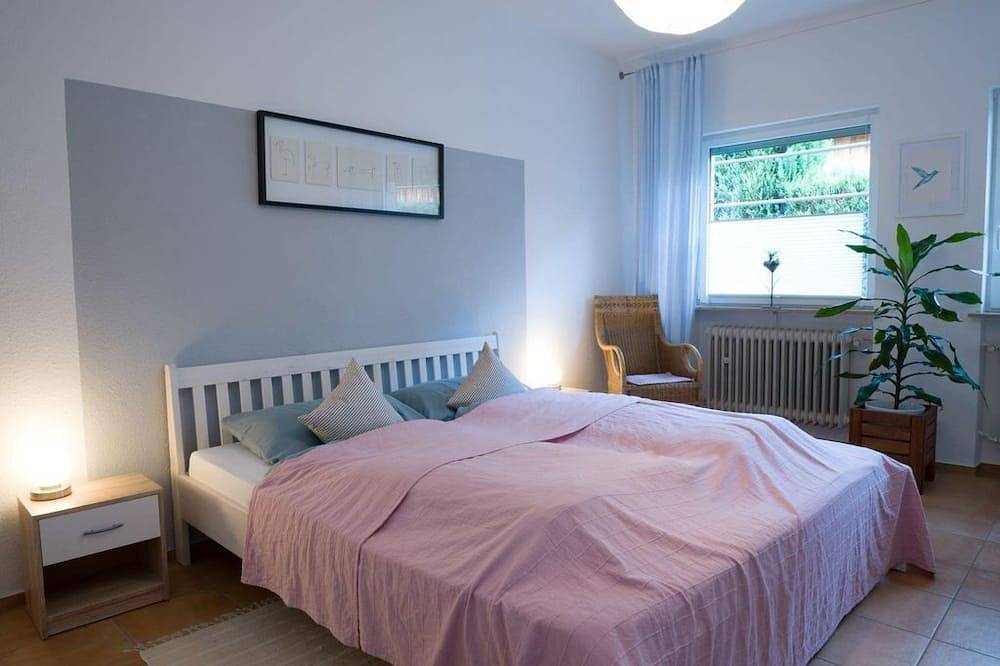 Ganze Wohnung, Ferienwohnung auf dem Kore - Appartement/Fewo, Toilette und Bad/Dusche getrennt in Kirkel, Saarpfalz-Kreis