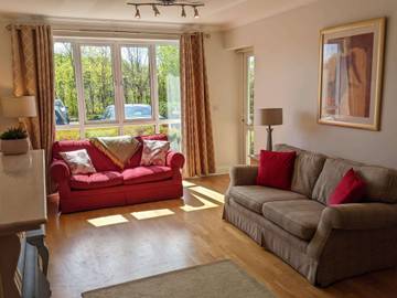 Gîte pour 4 personnes, avec terrasse, adapté aux familles à Galway