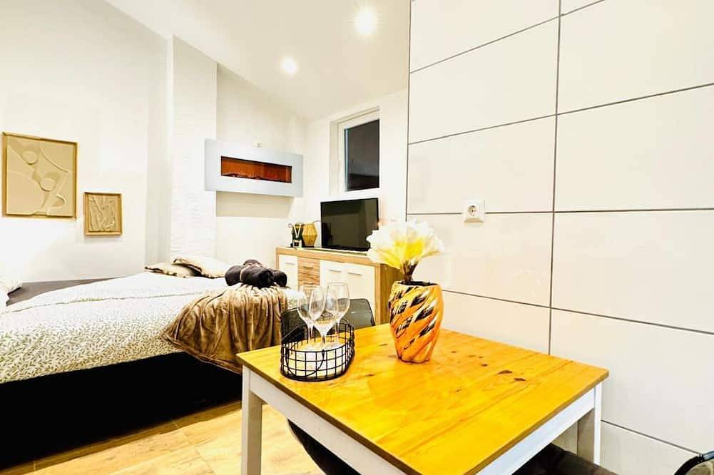 Ganze Wohnung, Cozy Studio Apartment Close to Lk Klosterneuburg in Klosterneuburg, Wien-Umgebung