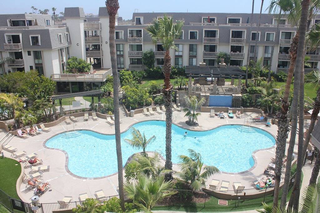 Ganze Wohnung, Ein Stück Himmel mit Blick auf den Garten in Oceanside, San Diego County