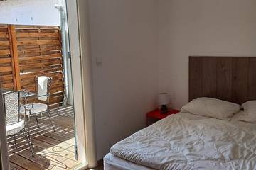 Gîte pour 4 Personnes dans Vallon-Pont-d'Arc, Gorges de l’Ardèche, Photo 1