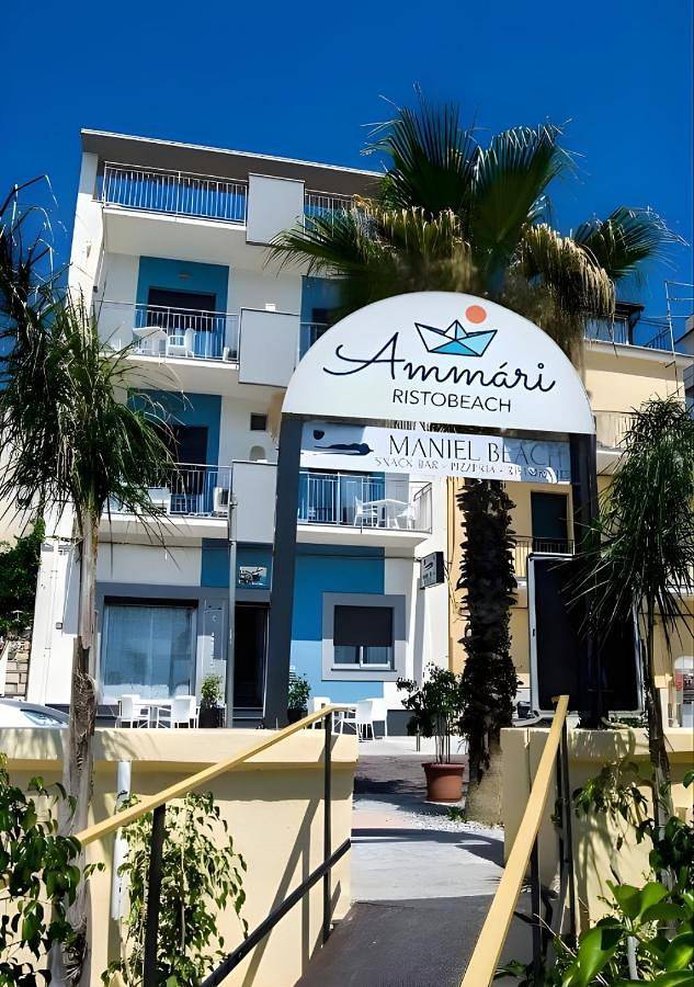 Hotel for 2 people, with terrace, with pets - 1