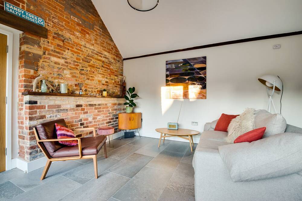 The Old Smokehouse - Two Bedroom House, Sleeps 3 in Southwold, Waveney District