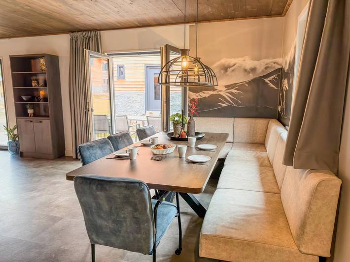 Chalet zwischen den Bergen an einem Alpensee in Afritz am See, Villach-Land
