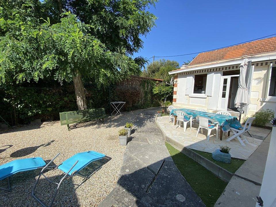 Très belle villa Soulacaise au calme et sans vis à vis in Soulac-sur-Mer, Région de Lesparre-Médoc