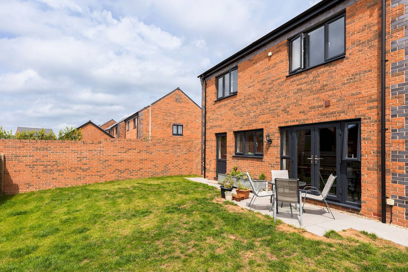 Spacious, Family Home Near Warwick Castle & L Spa - Pass the Keys in Warwick, Warwickshire