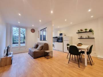 Gîte pour 4 personnes, avec vue et terrasse à Montigny-le-Bretonneux