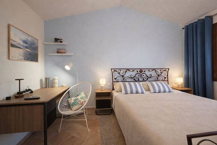 Villa Vista Mare con Piscina e Terrazza Panoramica a Badesi Sardegna in Badesi, Olbia-Tempio