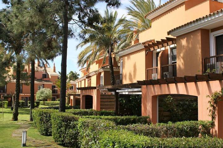 Casa vacanza per 7 persone, con piscina e giardino nonché balcone - 1