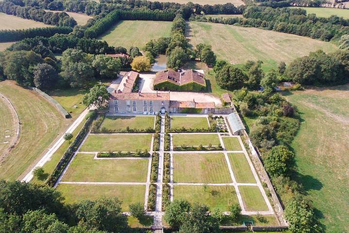 Maison de vacances pour 20 personnes, avec terrasse et jardin à La Garnache
