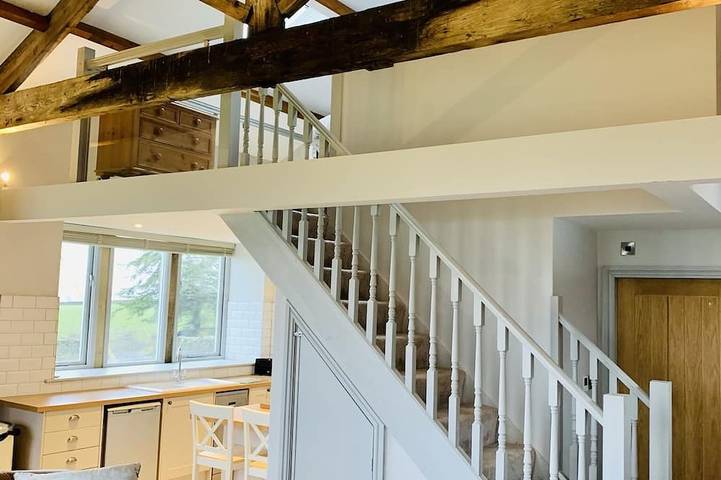 One bed Detached Converted Barn With Panoramic Views of the Wharf & Aire Valley in Yorkshire del Oeste