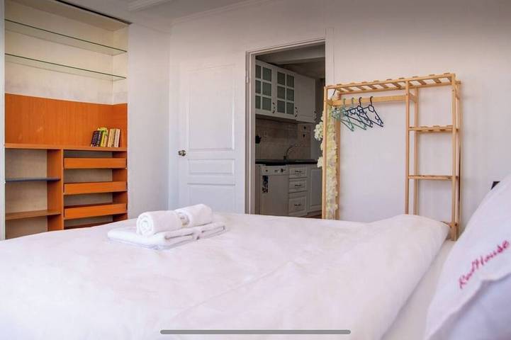 Scenic Three-Level Retreat in Izmir, Türkische Ägäis