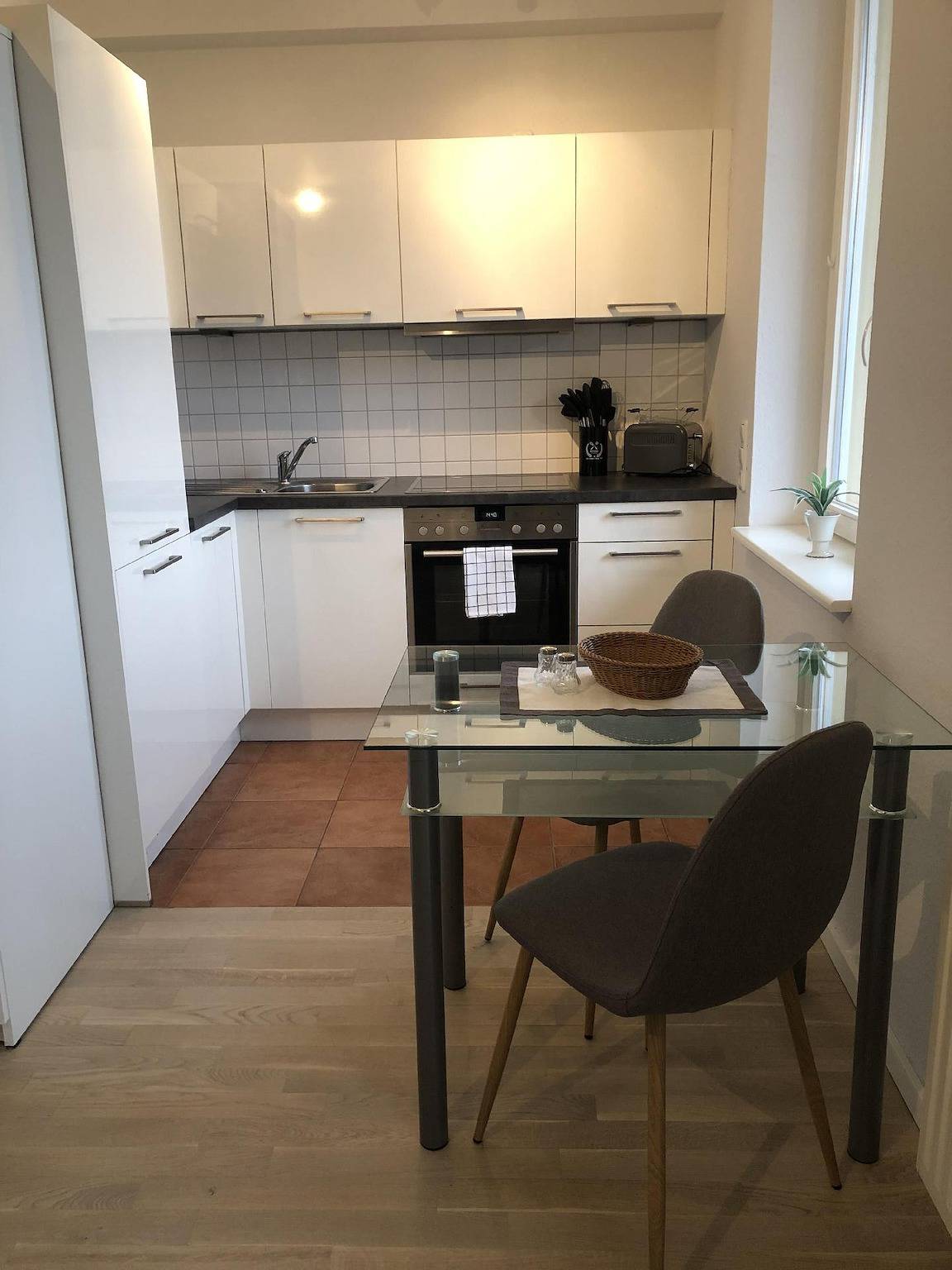 Ganze Ferienwohnung, Appartement in Rheinsberg mit  Seeblickbalkon in Rheinsberger See, Rheinsberg