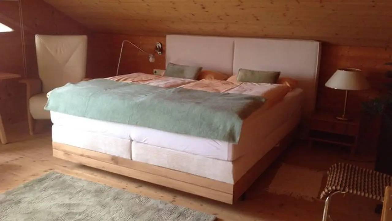 Doppelzimmer für 2 Personen (30 m²) in Schwarzenberg (Bregenzerwald) in Schwarzenberg, Bodensee-Vorarlberg