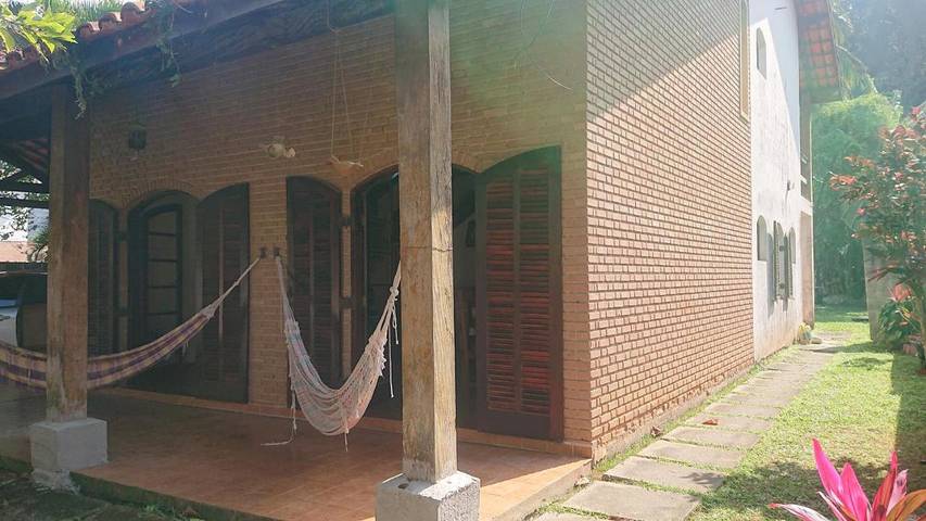 Casas e apartamentos de temporada para 5 pessoas, com terraço e jardim em Barequeçaba