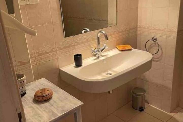 Location de vacances pour 2 personnes, avec terrasse et jardin à Bezouce - 4