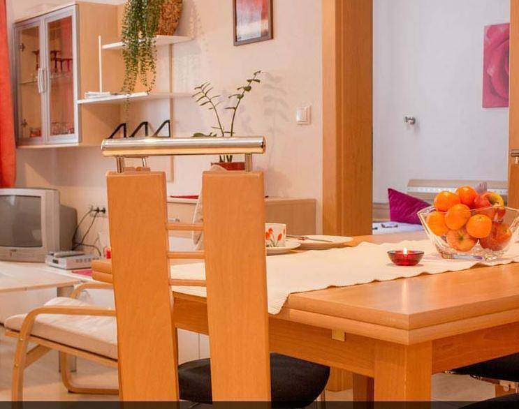 Ganze Ferienwohnung, Appartement Melanie in Stubaier Alpen, Umhausen