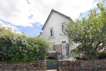 Gîte pour 4 personnes, avec terrasse et jardin à Auray