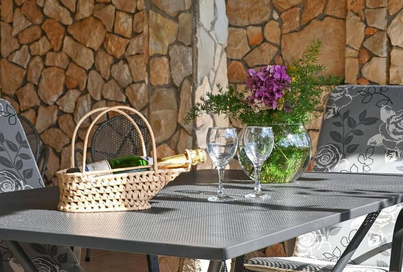 Ganze Wohnung, Apartments Nikica in Seget Vranjica, Split-Dalmatien