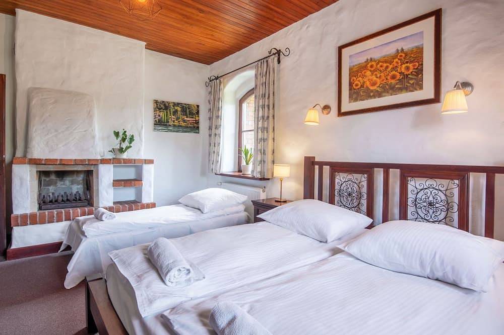 Alleinstehendes Ferienhaus mit  W-Lan, Whirlpool, Tv, Terrasse, Haustiere erlaubt, Panoramablick in Grunwald, Seenplatte von Ilawa