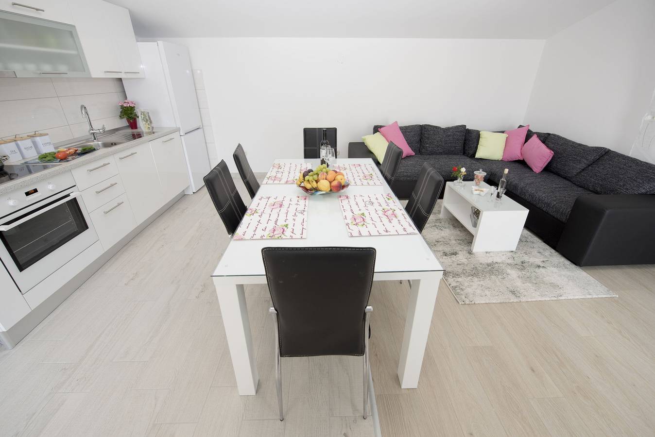 Ganze Wohnung, Apartments Family Spacious in Stobrec, Split-Dalmatien