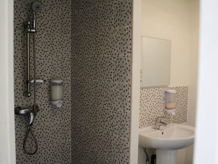 Hôtel pour 2 personnes, avec vue ainsi que jardin et terrasse à Goussainville - 4