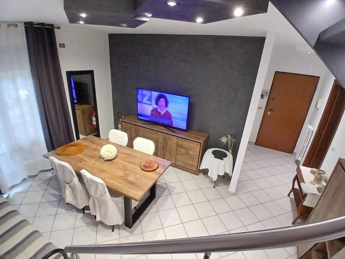 Gîte pour 4 personnes, avec jardin ainsi que piscine et vue dans Brandizzo