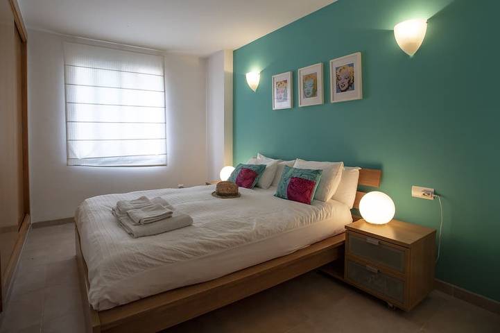 Appartement entier, Duplex appartement à 50 mètres de la plage in Playa d'es Port, Ses Salines