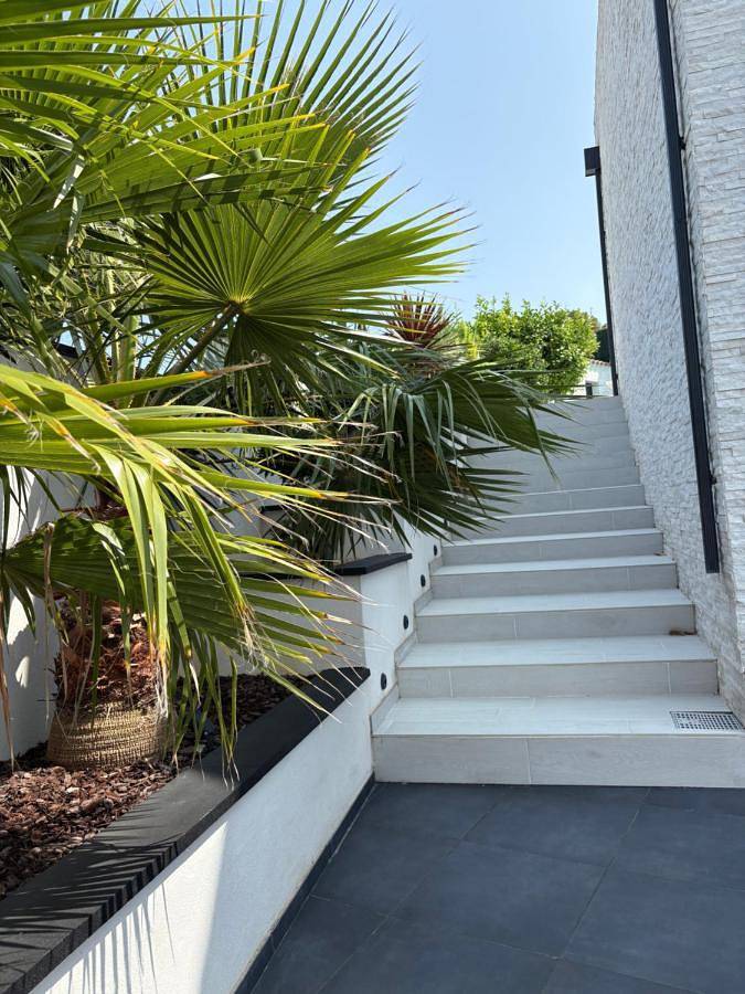 Gîte pour 2 personnes, avec terrasse et vue à Salles-d'Aude - 3