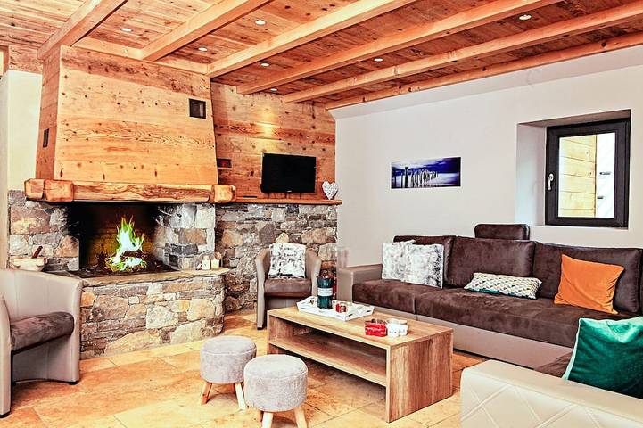 Gîte pour 12 personnes, avec sauna et terrasse à Albertville - 2