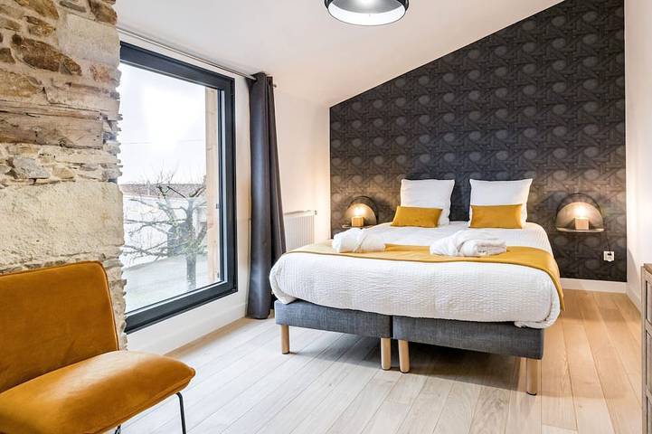 Gîte pour 11 personnes, avec jacuzzi et jardin à La Haie-Fouassière - 2