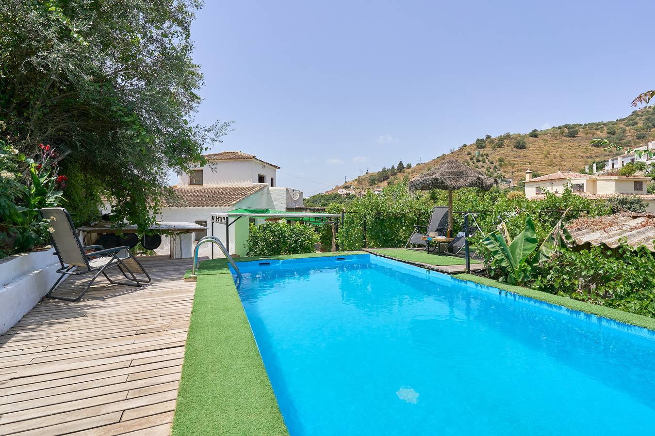 Ferienhaus 'Casa del Río' mit Bergblick und Pool in Canillas de Aceituno, Málaga Provinz