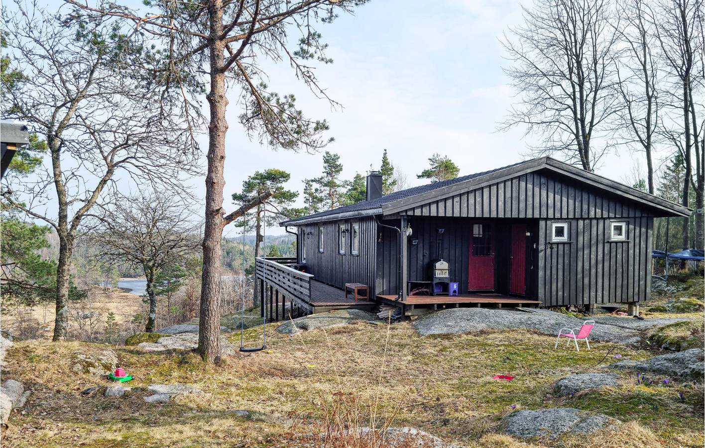 Ferienhaus für 6 Personen mit Terrasse in Marnardal