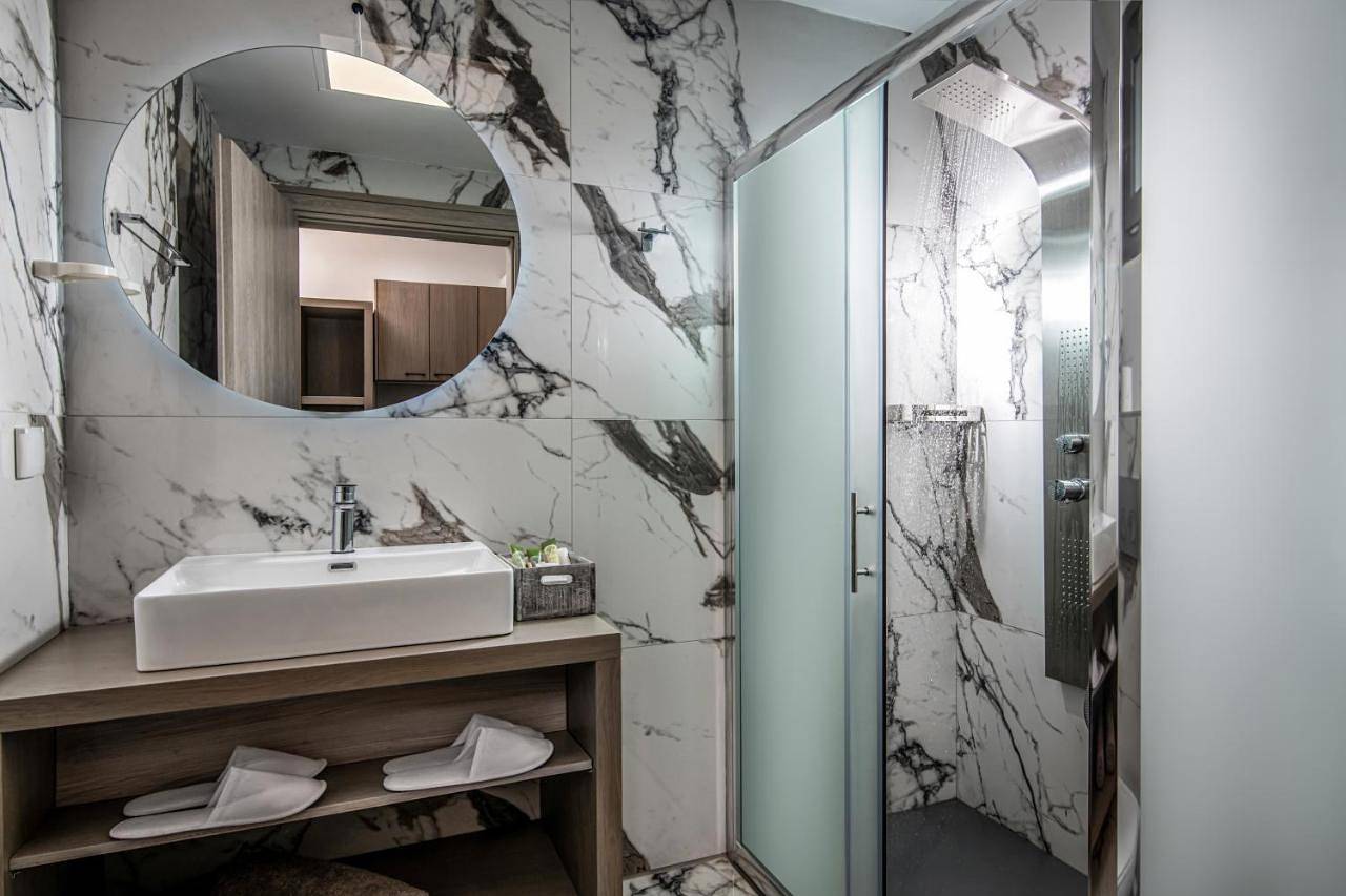 Ebenus Suites "Adults Only" by Checkin in Gouves, Région d'Iraklio-Héraklion