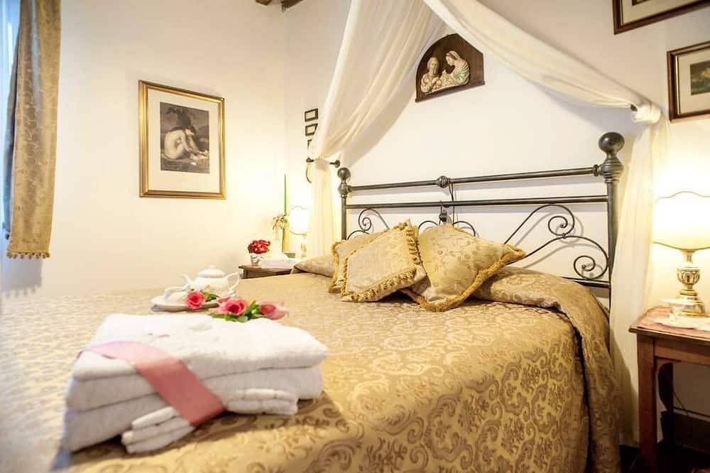 Ganze Wohnung, Ihr Zuhause im Zentrum der Toskana mit Whirlpool, Klimaanlage und Terrasse in Palaia, Pisa Provinz