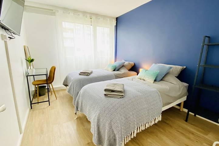 Gîte pour 8 personnes, avec balcon à Massy - 4