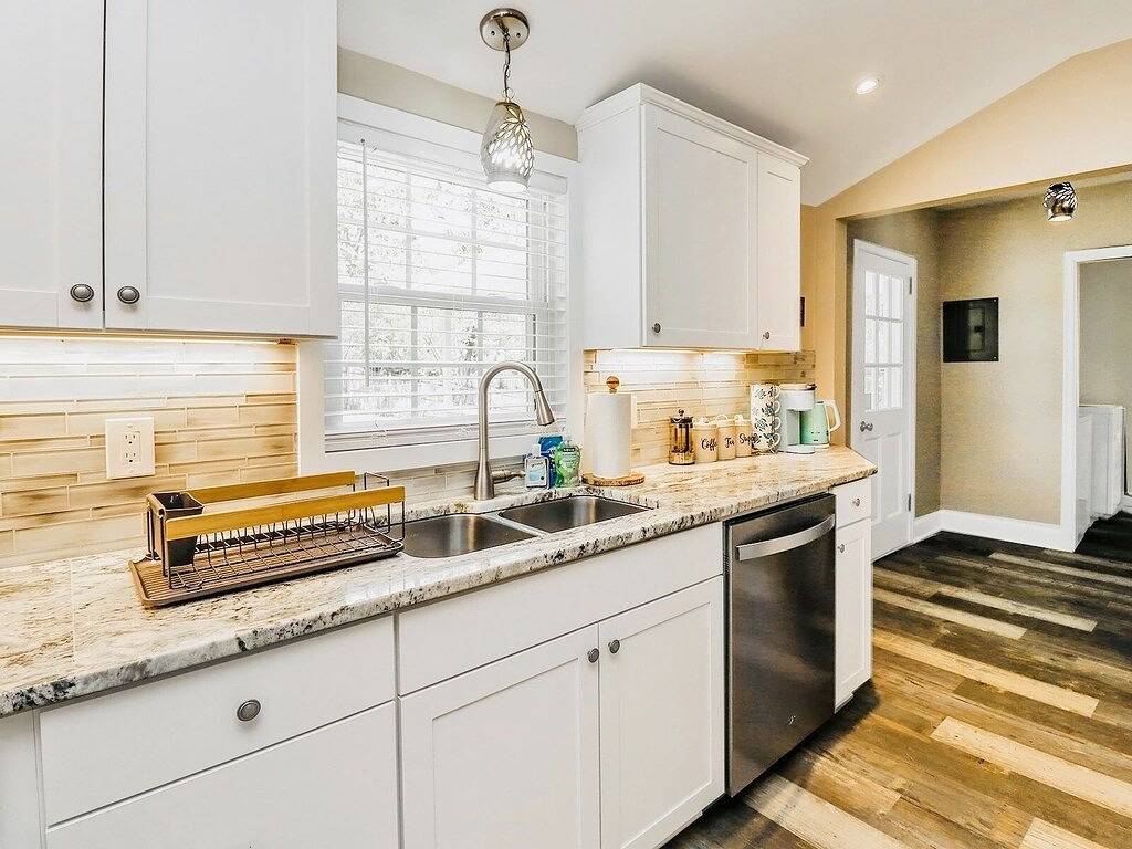 Home on Sunset: Warm, Relaxed, Family Ready in High Point, Guilford County